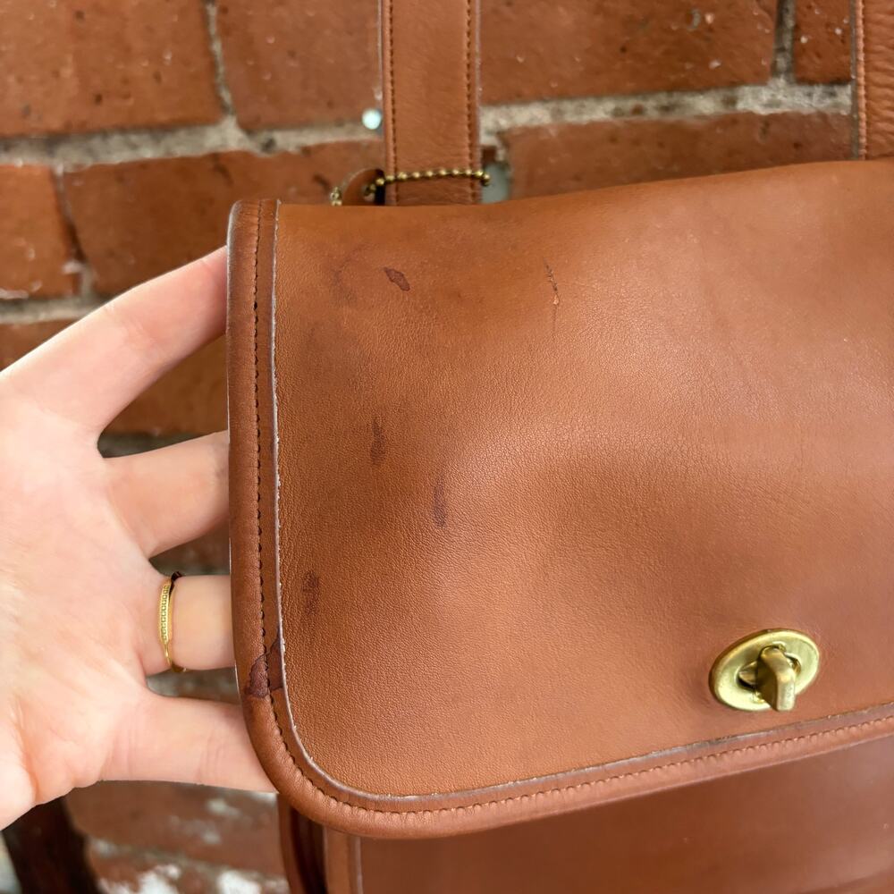 Vintage Coach Large Sidepack 9979 in British Tan Made in the United States - Picture 4 of 15